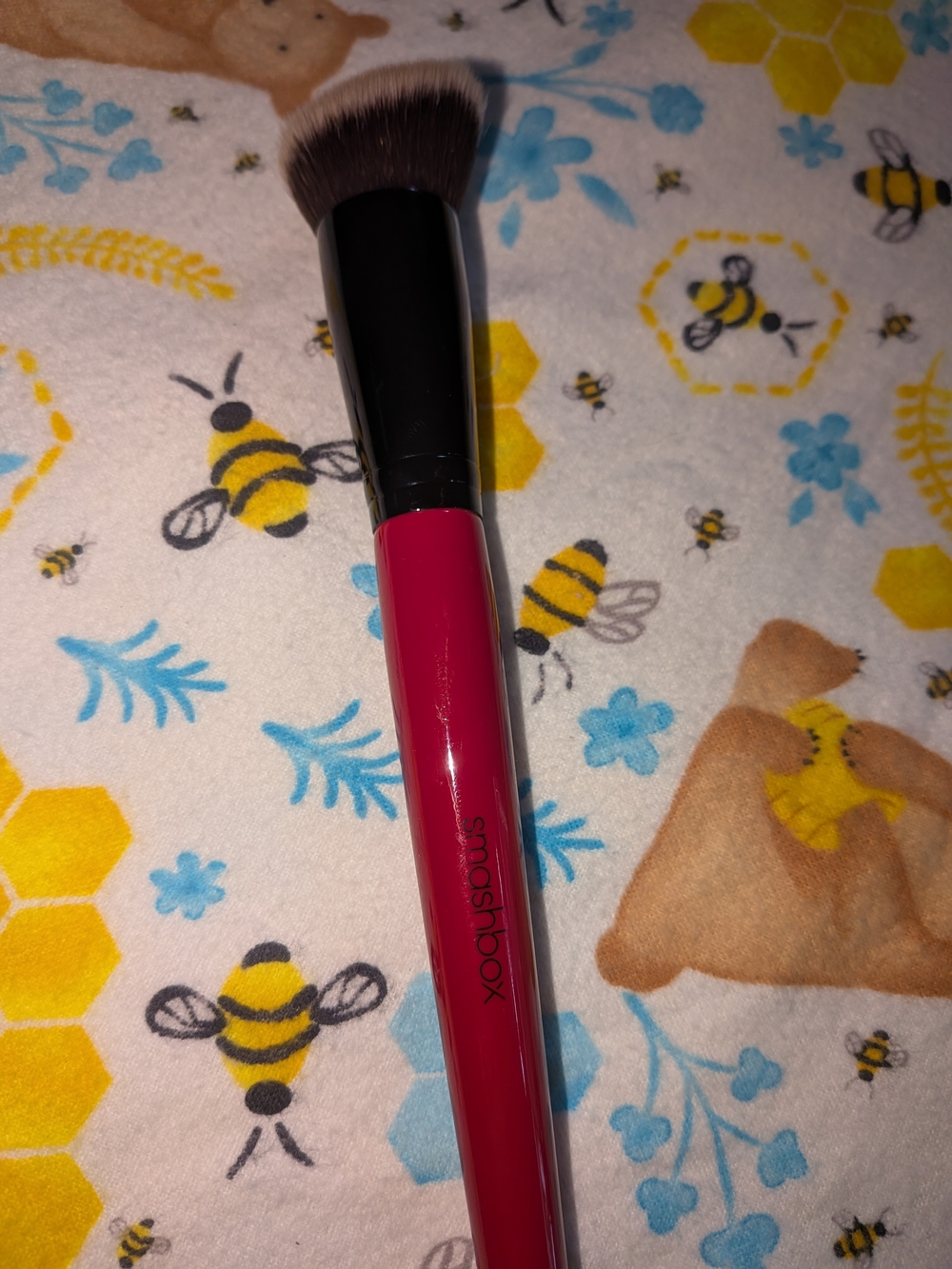 Smashbox Angled  Brush - Red Handle